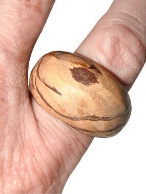 Unisex Brand new beautiful Natural exotic Wooden Ring with Dark Grain